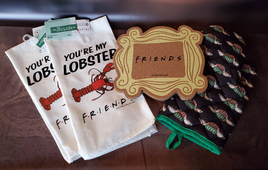 4 piece Friends kitchen set