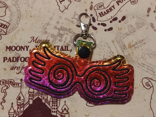 Looney's Wacky Glasses Keychain - Pink or Holographic Rainbow options