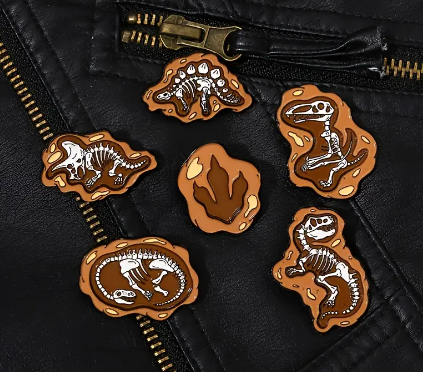 Jurassic Era Dinosaur Pins - become a paleontologist with these fossils!