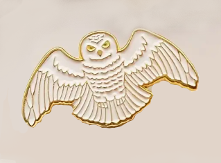 Flying Snowy Owl Pin